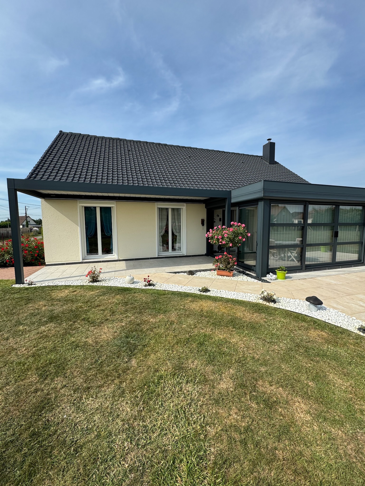 Pergola Bioclimatique Fermée